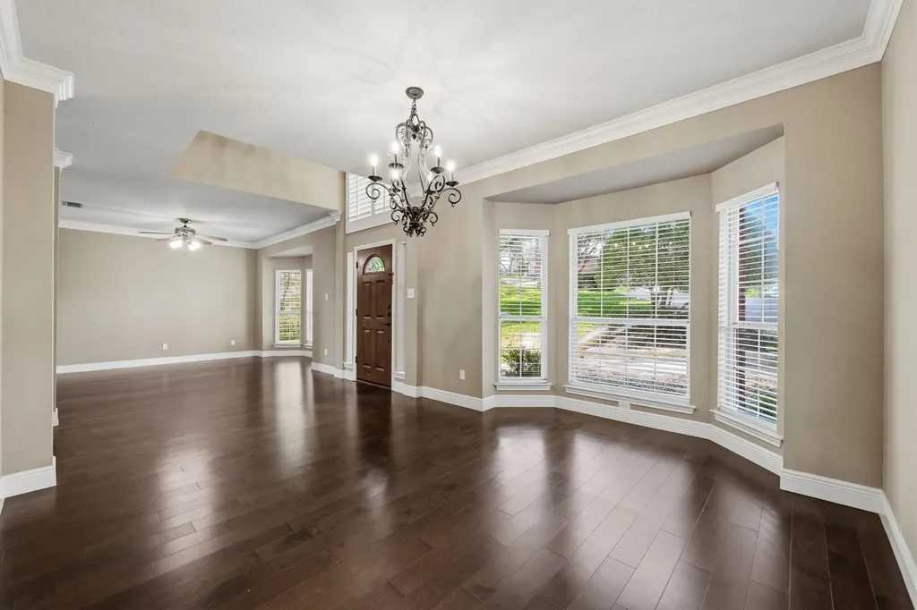 6604 Strutton Cove Austin TX 78759