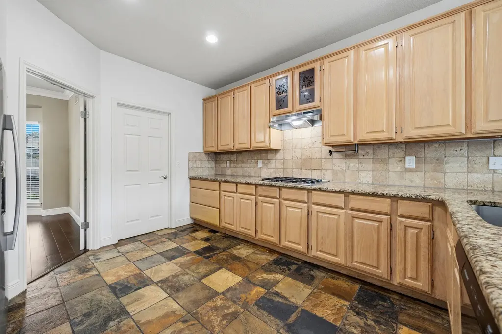 6604 Strutton Cove Austin TX 78759