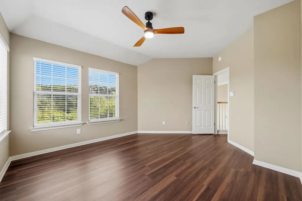 6604 Strutton Cove Austin TX 78759