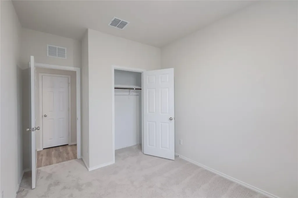 212 Sugar Cane Road Buda TX 78610