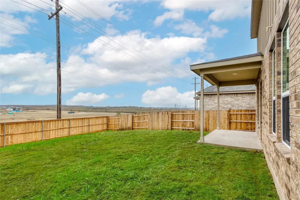 212 Sugar Cane Road Buda TX 78610