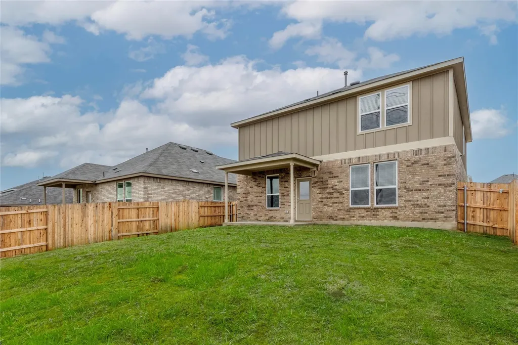 212 Sugar Cane Road Buda TX 78610