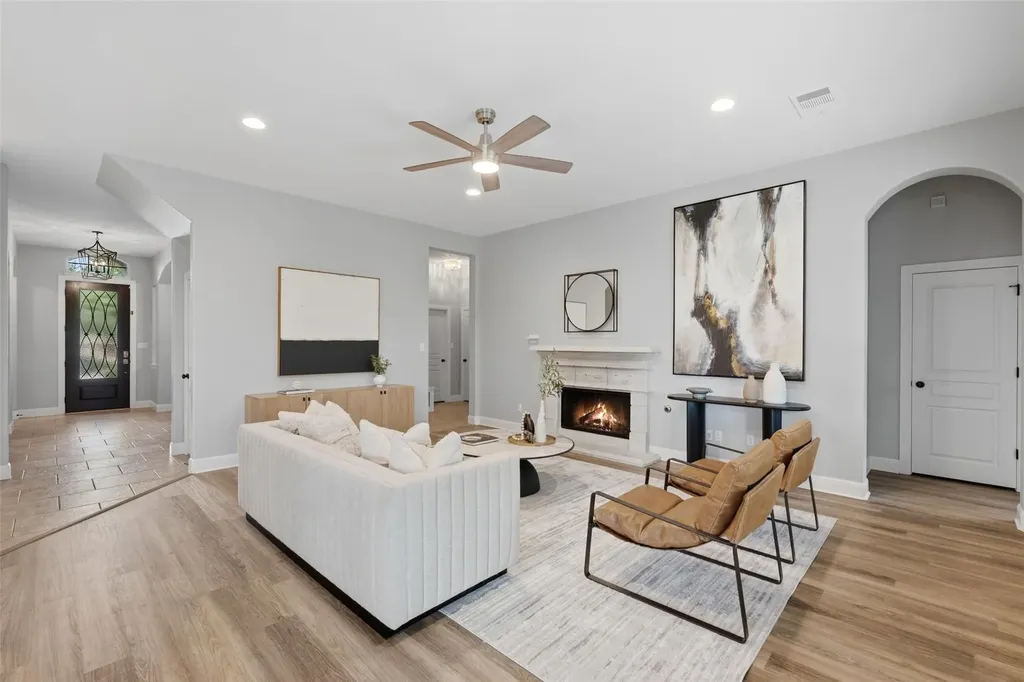4928 Julian Alps Austin TX 78738