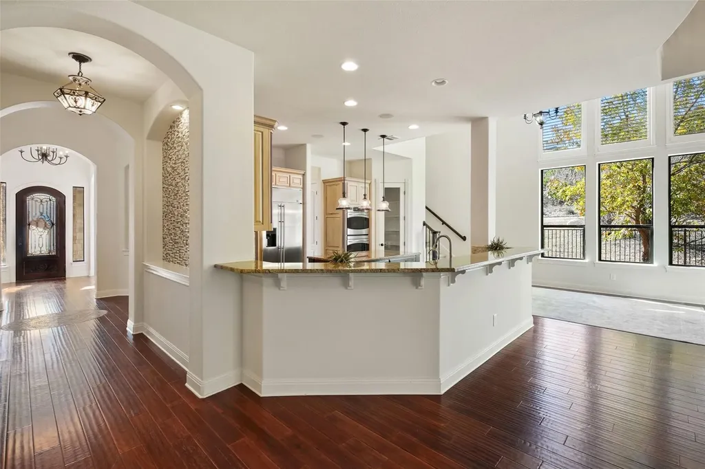 2312 Lakehurst Road Spicewood TX 78669