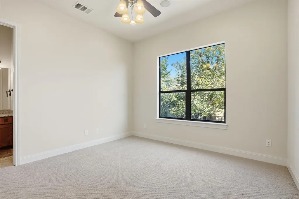 2312 Lakehurst Road Spicewood TX 78669