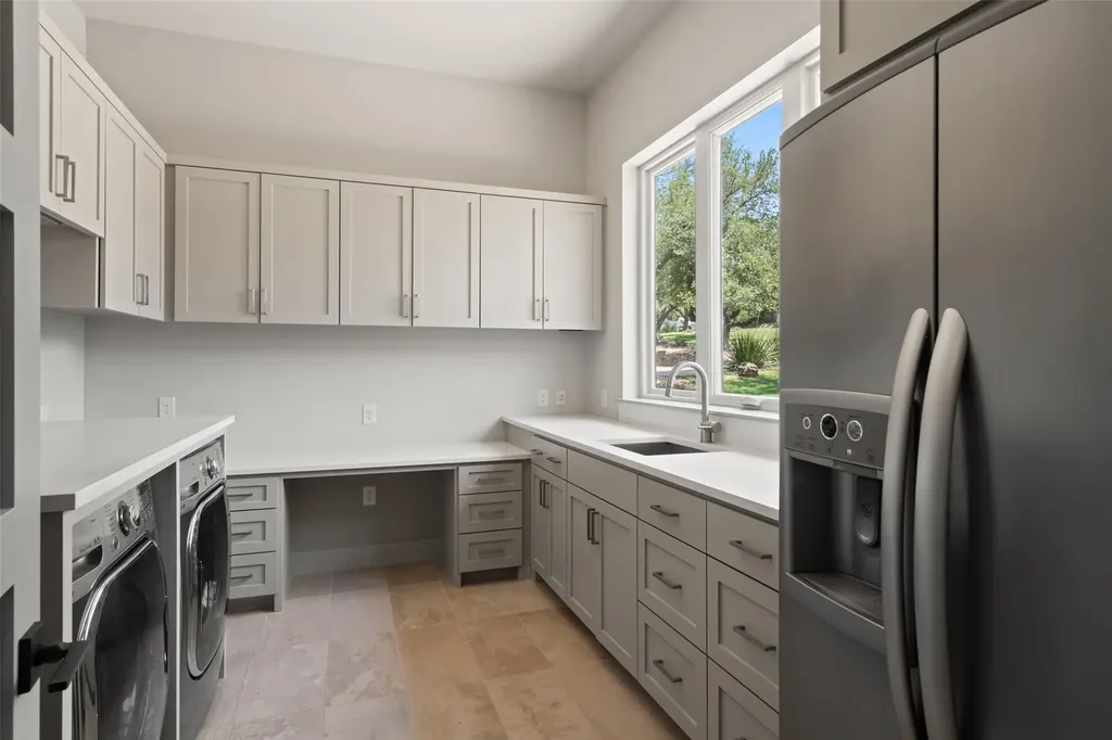 17724 Flagler Drive Austin TX 78738