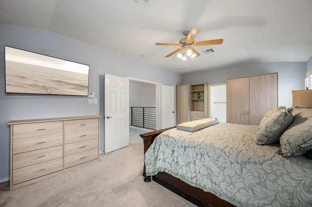 10232 Grizzly Oak Drive Austin TX 78748