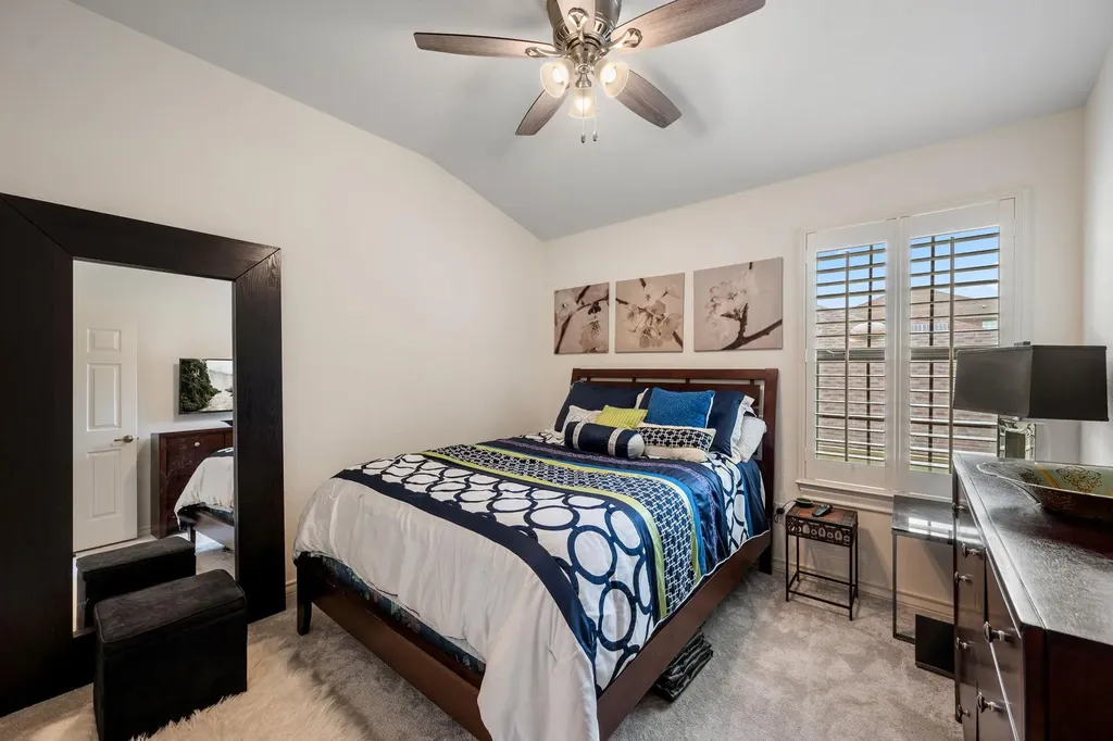 10232 Grizzly Oak Drive Austin TX 78748