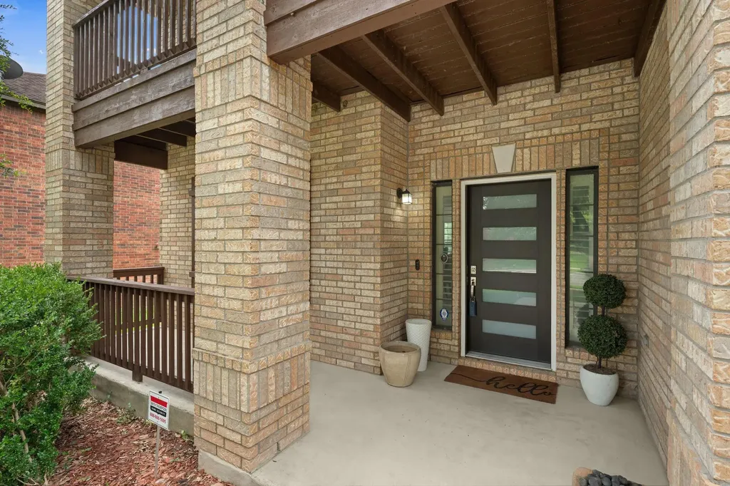 10232 Grizzly Oak Drive Austin TX 78748