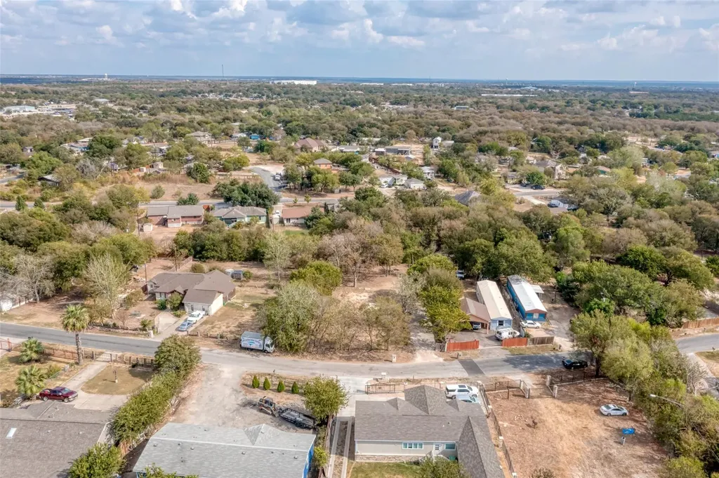 5701 Bitterwood Drive Austin TX 78724