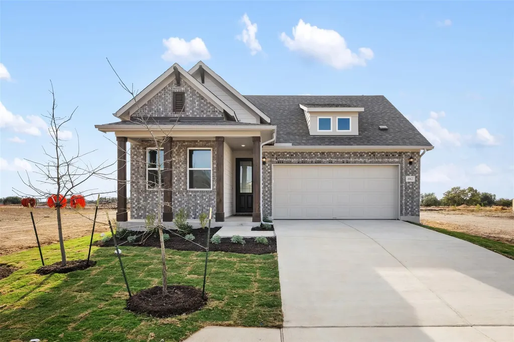 126 Arlington Park Loop Hutto TX 78634