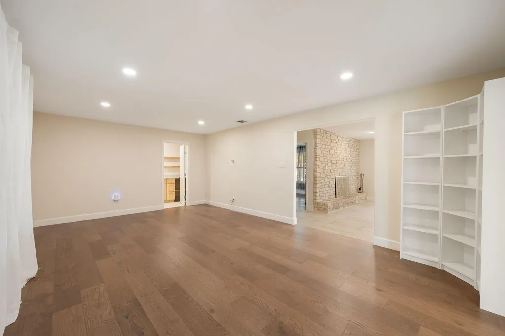 210 Waxwing Drive Buda TX 78610
