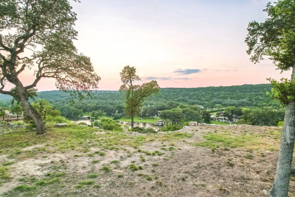 1808 Cliffwood Drive Austin TX 78733