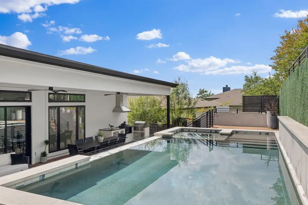 5819 Westslope Drive Austin TX 78731