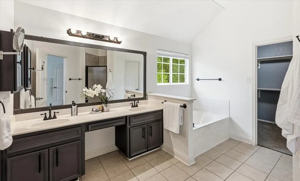 1710 Amber Skyway Cove Round Rock TX 78665