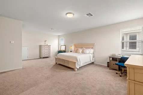 276 Finstown Street Hutto TX 78634