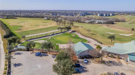 276 Finstown Street Hutto TX 78634