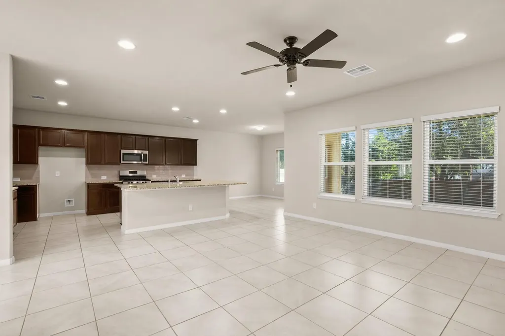 1120 La Conterra Boulevard Georgetown TX 78626