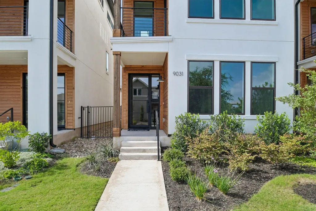 9031 Cattle Baron Path Austin TX 78747