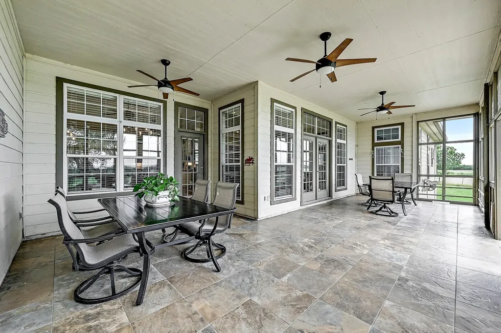 948 Upper Elgin River Road Elgin TX 78621
