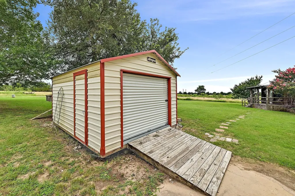 948 Upper Elgin River Road Elgin TX 78621