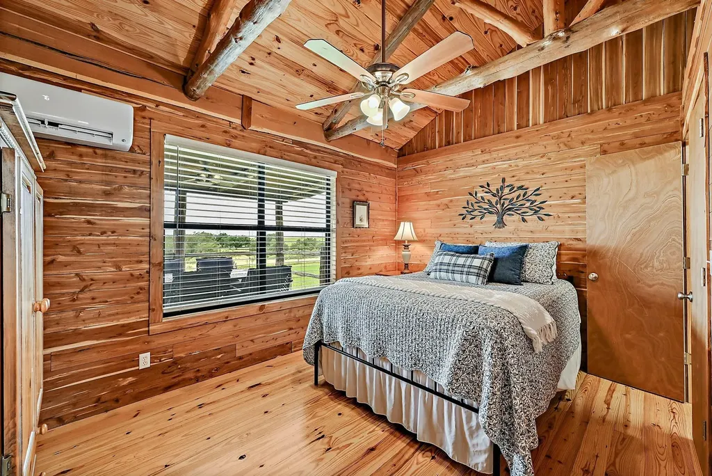 948 Upper Elgin River Road Elgin TX 78621