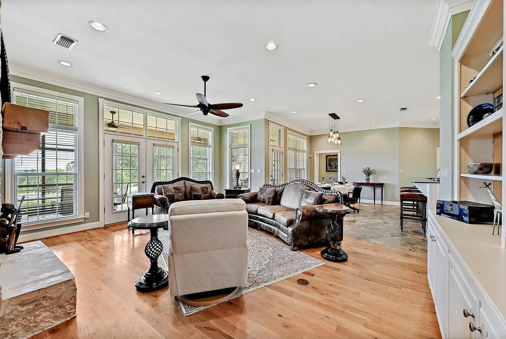 948 Upper Elgin River Road Elgin TX 78621