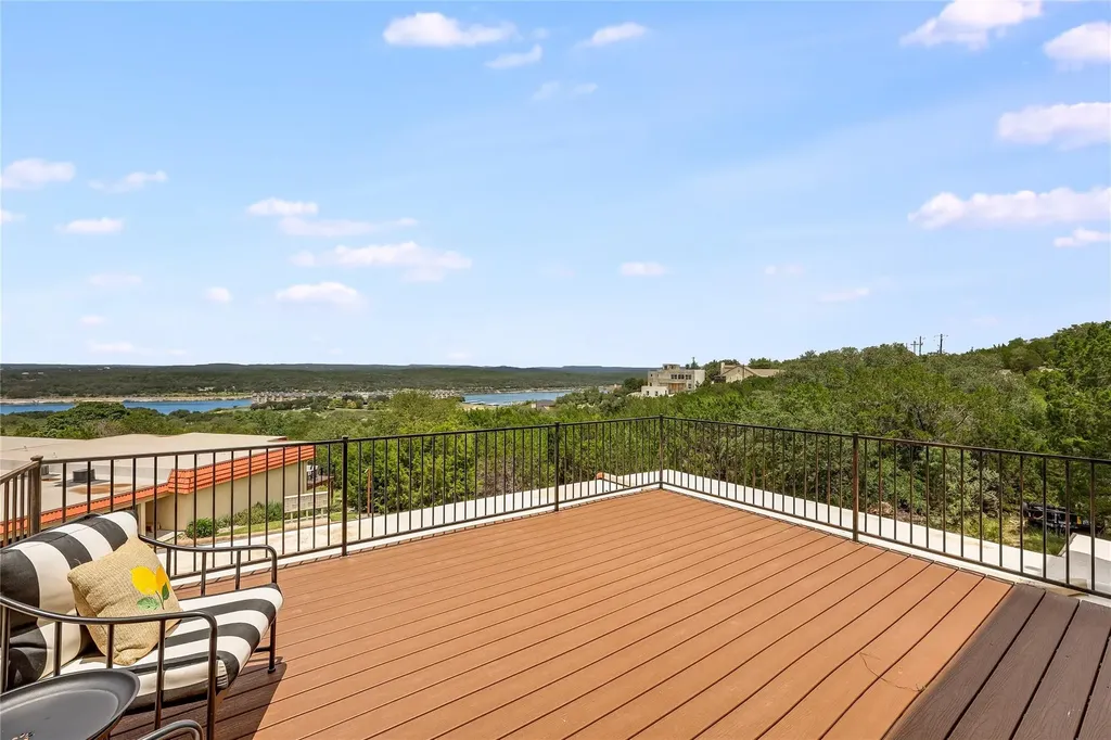 3216 Poe Cove Lago Vista TX 78645