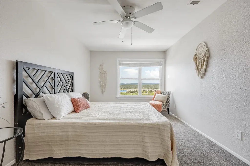 3216 Poe Cove Lago Vista TX 78645