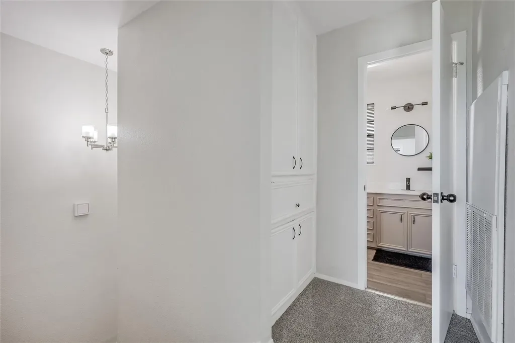 3216 Poe Cove Lago Vista TX 78645