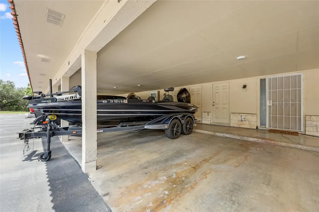 3216 Poe Cove Lago Vista TX 78645
