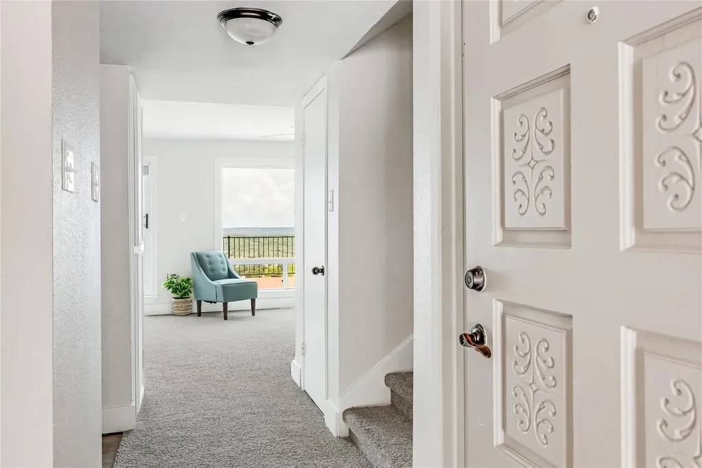 3216 Poe Cove Lago Vista TX 78645