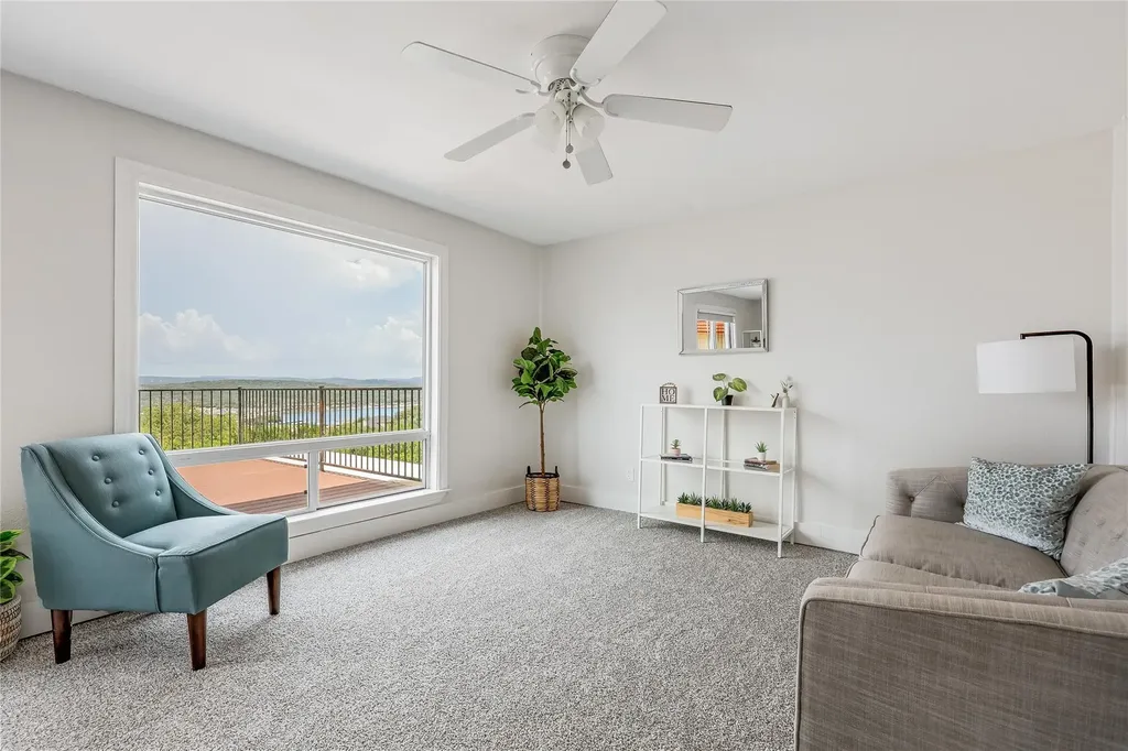 3216 Poe Cove Lago Vista TX 78645
