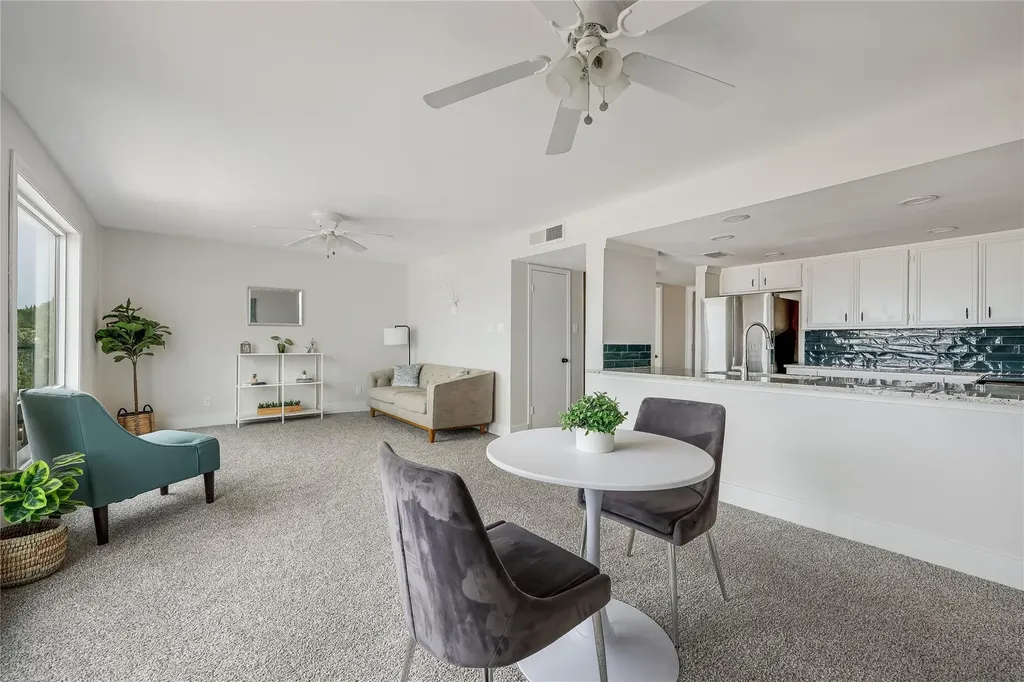 3216 Poe Cove Lago Vista TX 78645