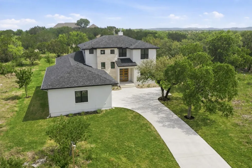 109 Rocky Summit Court Spicewood TX 78669