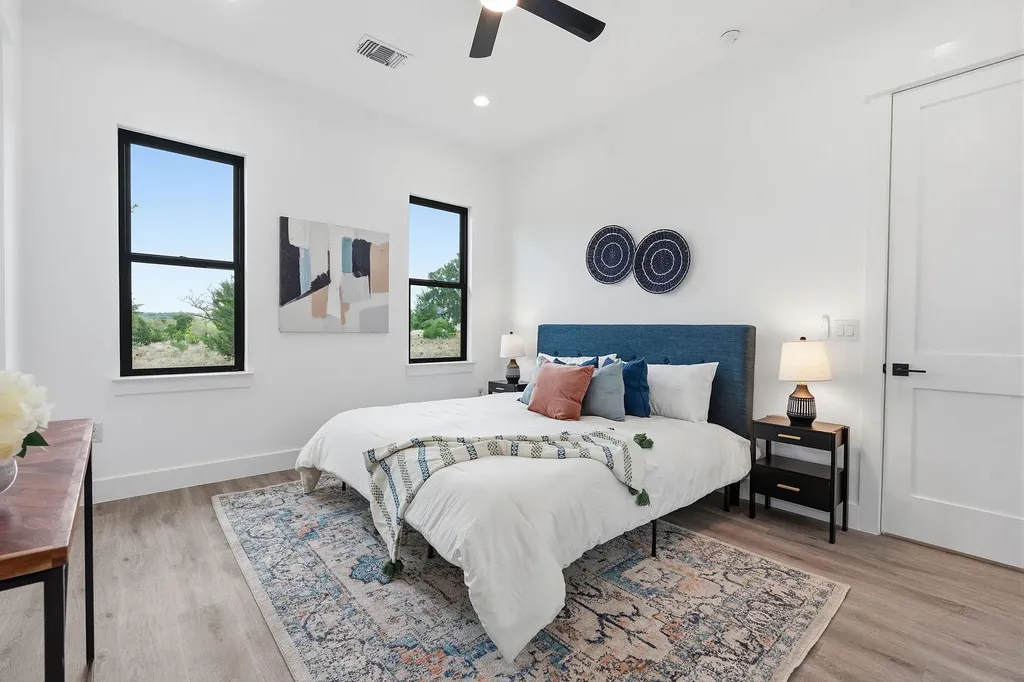 109 Rocky Summit Court Spicewood TX 78669