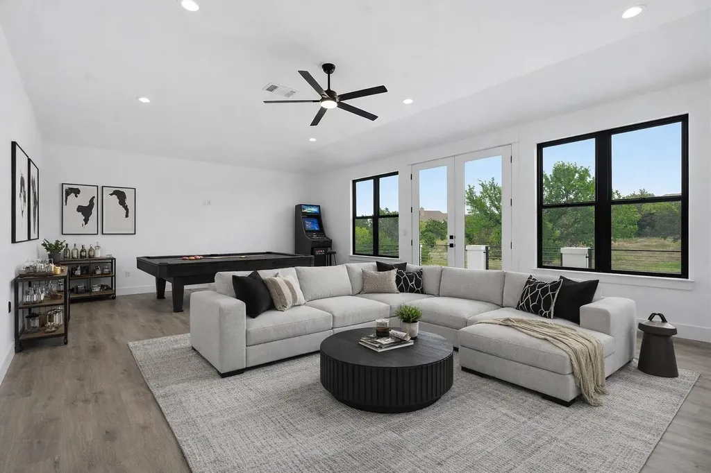 109 Rocky Summit Court Spicewood TX 78669