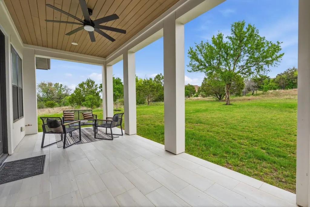 109 Rocky Summit Court Spicewood TX 78669