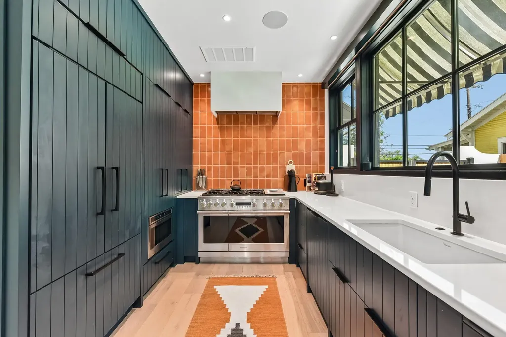 1915 Brackenridge Street Austin TX 78704
