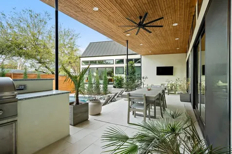 2116 Kenwood Avenue Austin TX 78704