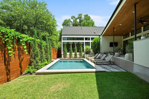 2116 Kenwood Avenue Austin TX 78704