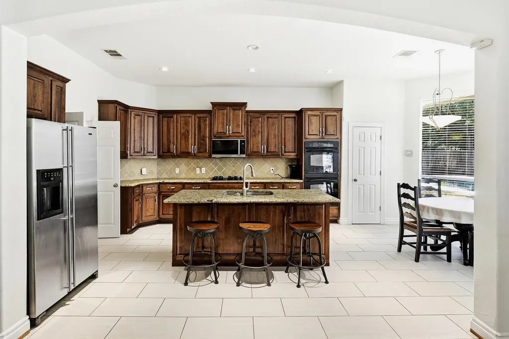 1385 Pine Forest Circle Round Rock TX 78665