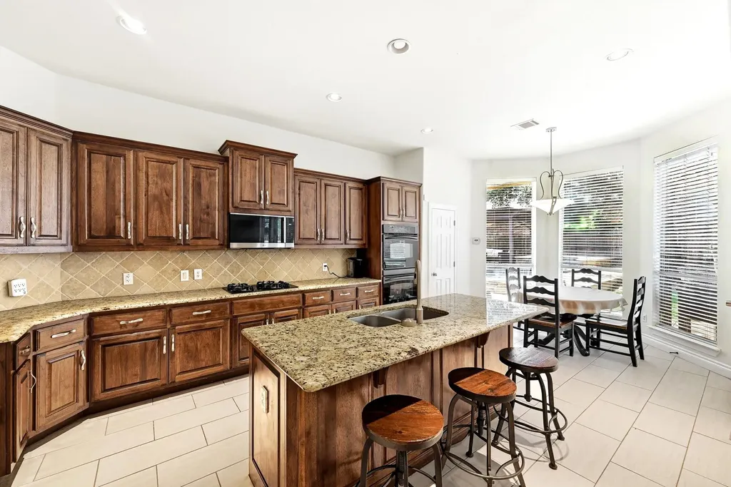 1385 Pine Forest Circle Round Rock TX 78665