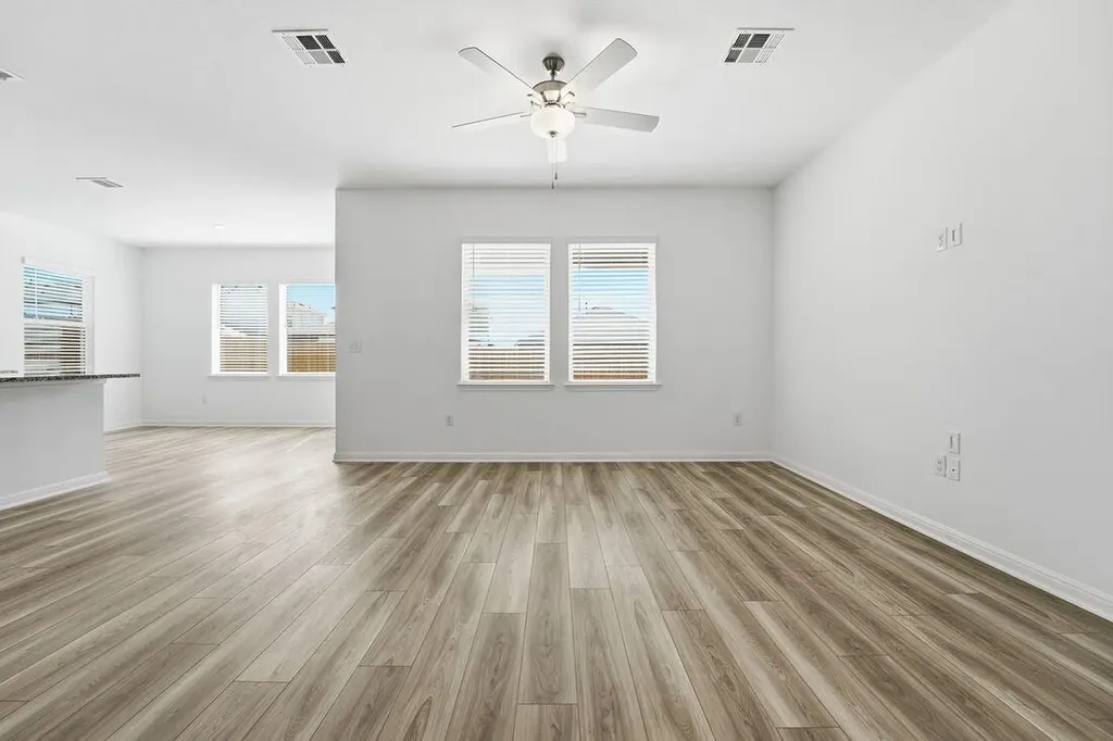 14219 Matterod Drive Del Valle TX 78617