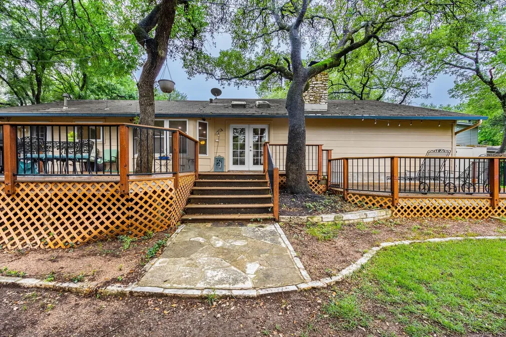 11315 Alhambra Drive Austin TX 78759