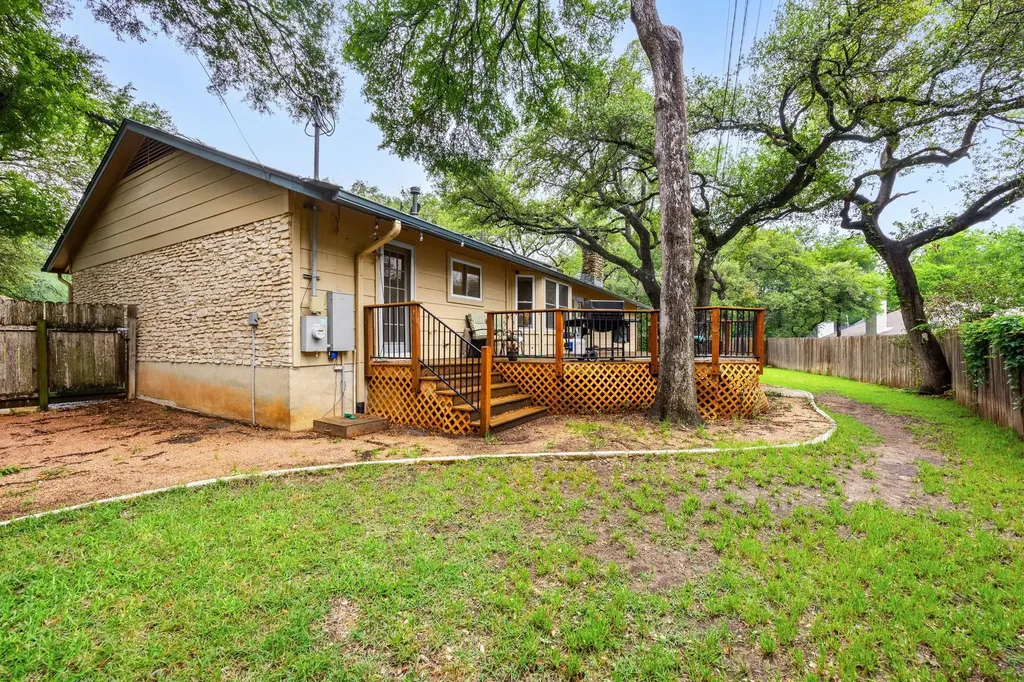 11315 Alhambra Drive Austin TX 78759