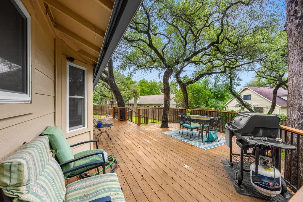 11315 Alhambra Drive Austin TX 78759