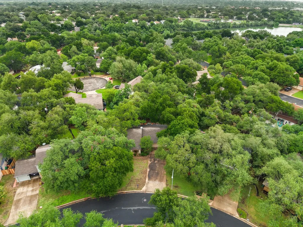 11315 Alhambra Drive Austin TX 78759