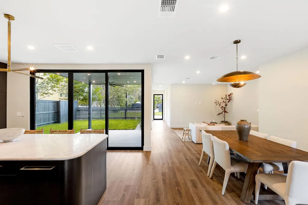 4412 Banister Lane Austin TX 78745