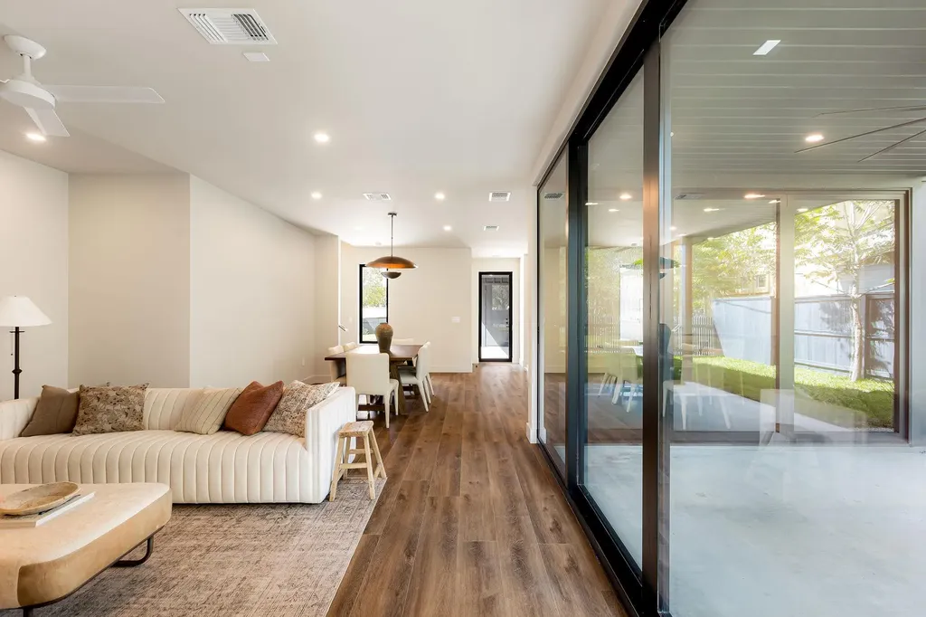 4412 Banister Lane Austin TX 78745